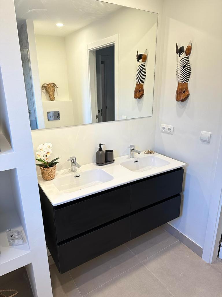 Apartamento Alejandra - Gerenoveerd Direct Aan Zee