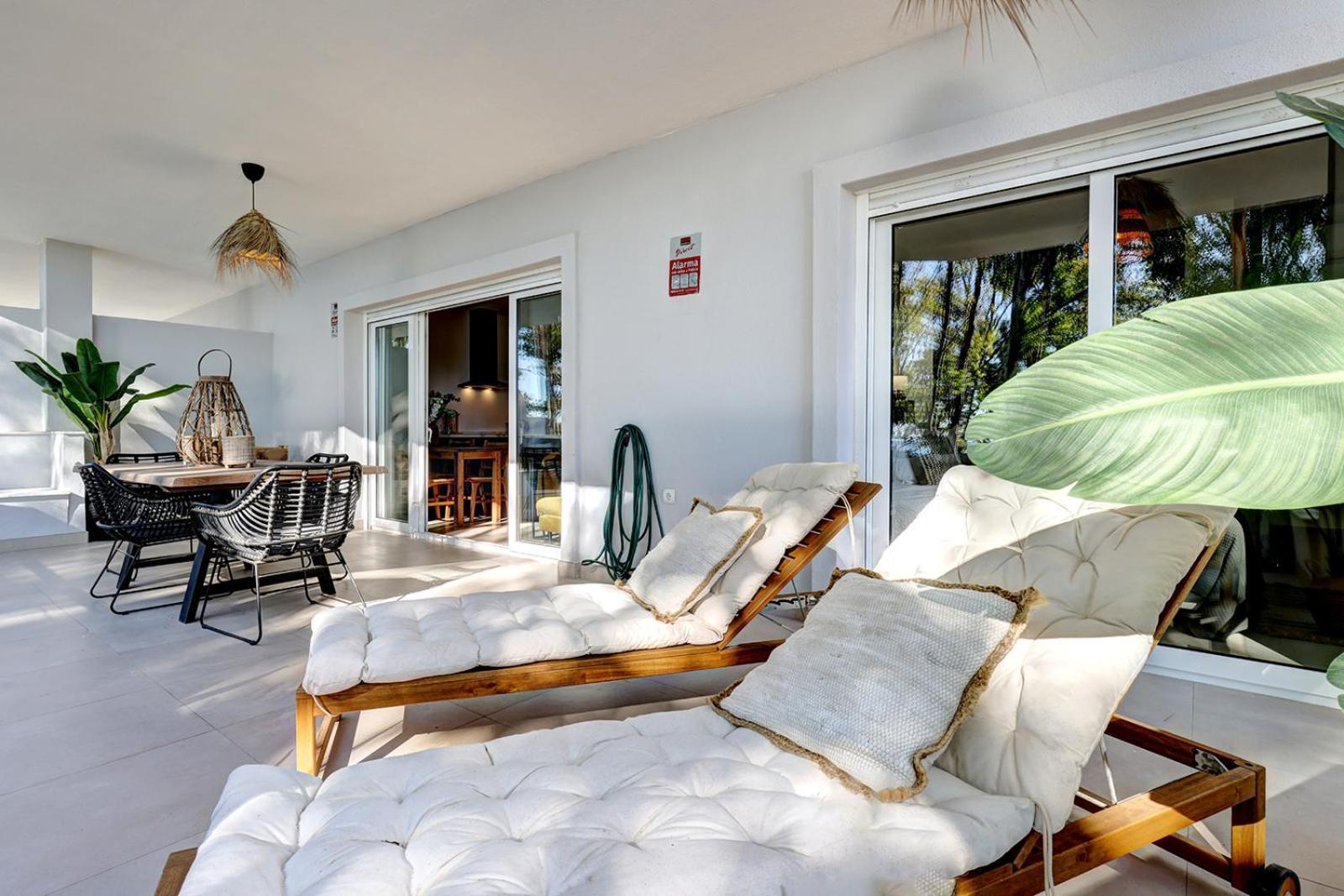 Apartamento Alejandra - Gerenoveerd Direct Aan Zee Estepona